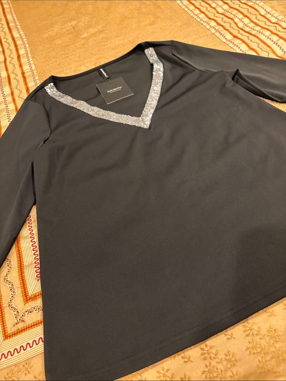 NWT Just Fashion Now Top, Black Long-Sleeve V-Neck with Silver Sequin Trim, L